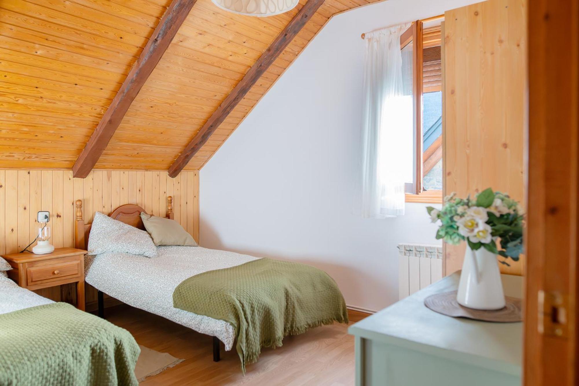 Apartamento La Buhardilla Del Boscache San Juan De Plan Camera foto